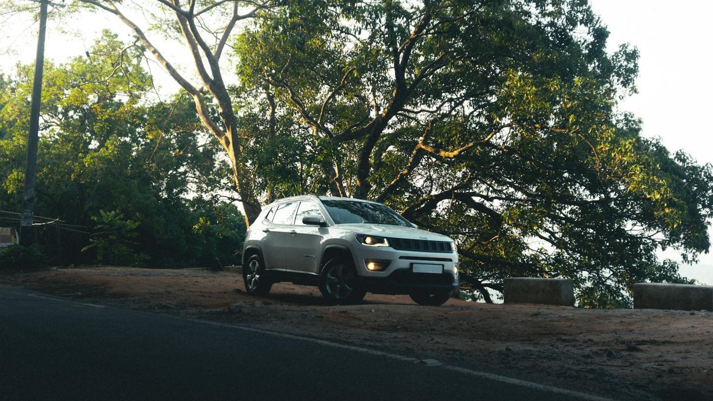Jeep Compass Longitude 2.0 4x4 Diesel Aut. Prata