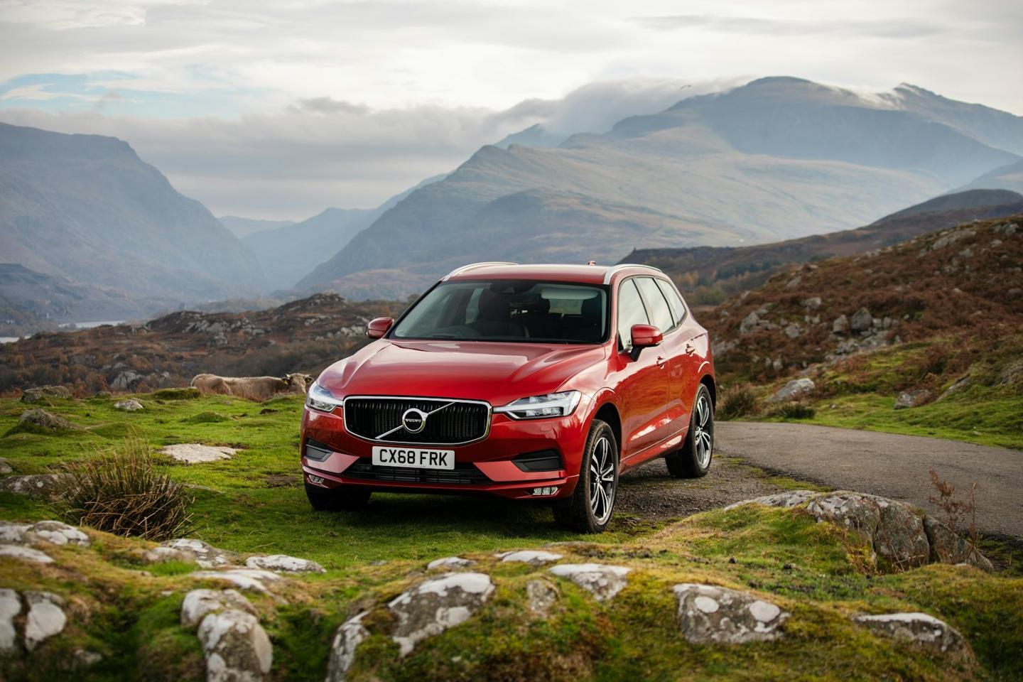 Volvo XC60 T8 Inscription Hybrid Vermelho