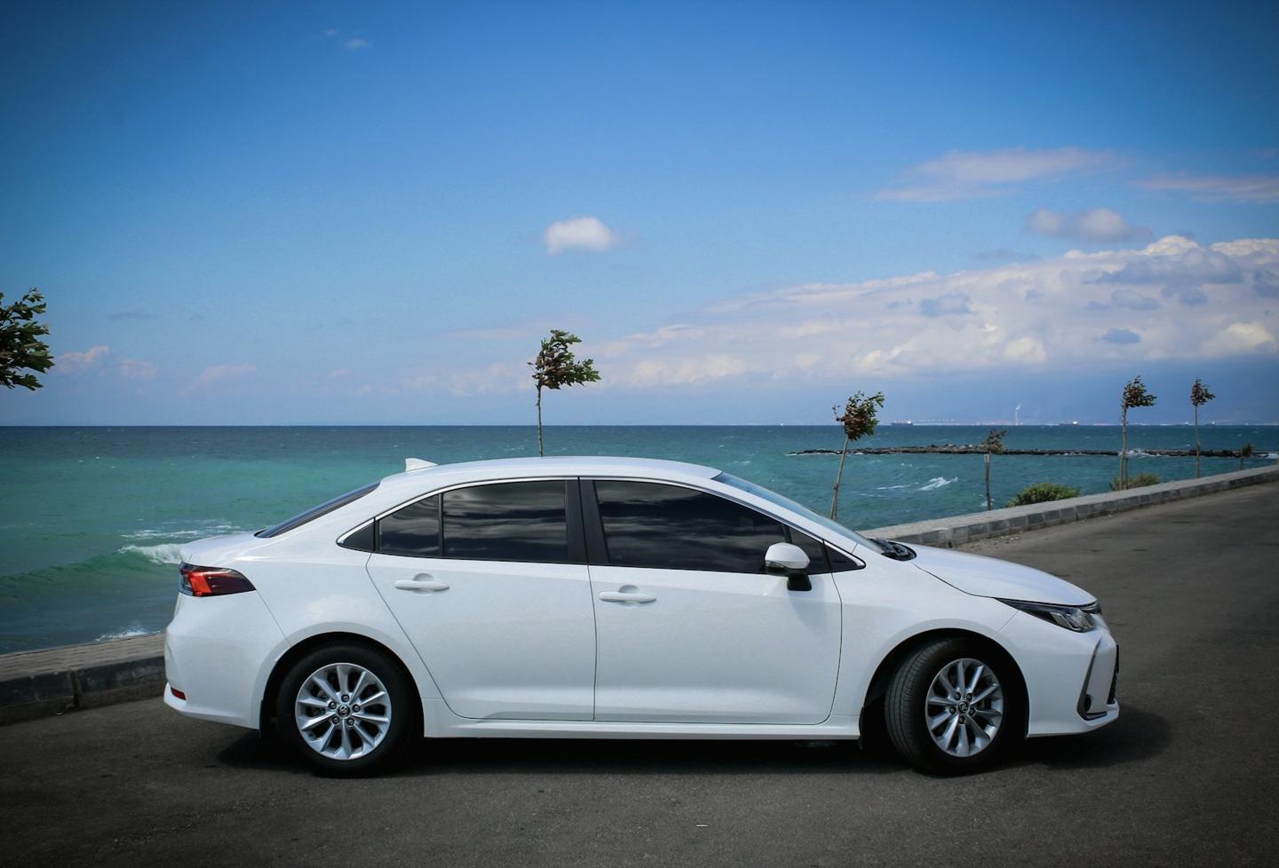 Toyota Corolla XEi 2.0 Flex Aut. Branco